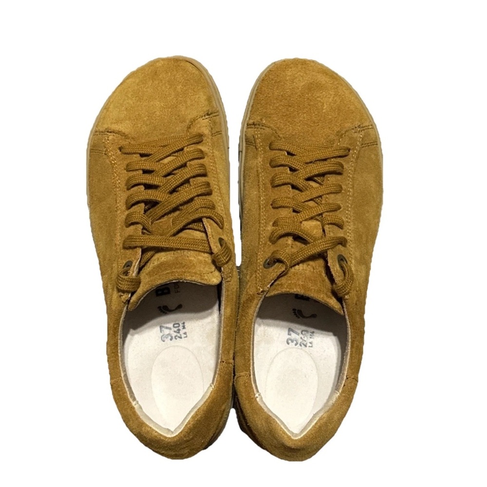 BIRKENSTOCK Bend Low
Suede Leather Sneakers Khaki
Size EU37/US 6-6.5 EUC $150